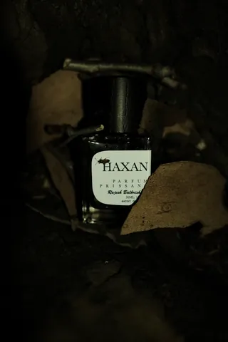 Haxan, a third photograph